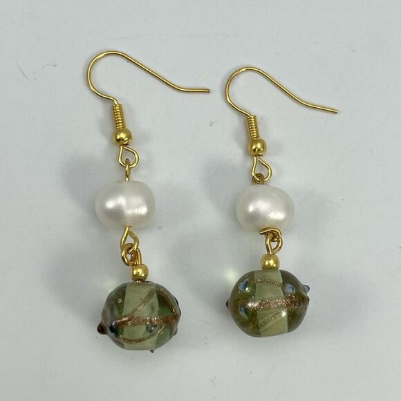 Artisan Handcrafted Green Wedding Cake Bead Freshwater Pearl Earrings Dangle - Picture 3 of 5
